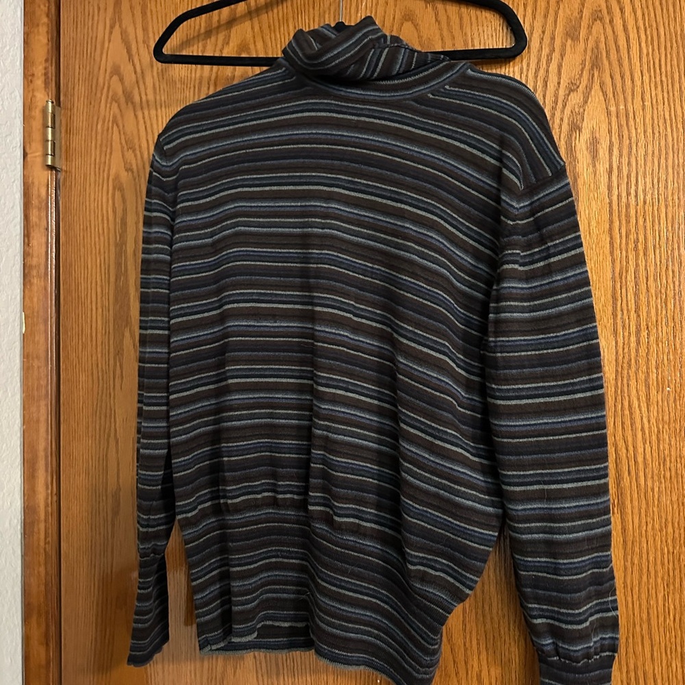 Vintage Eddie Bauer turtleneck
